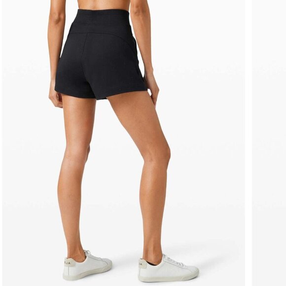 Lululemon LA Sweat Short Black Speckled size 12 - Picture 2 of 6
